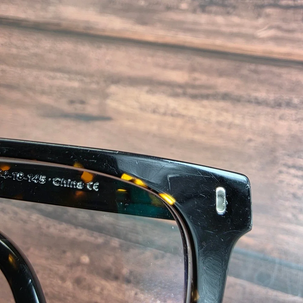 Warby Parker noticeable scratching